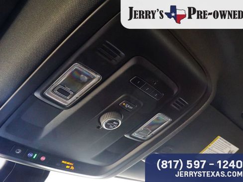 Used 2021 Chevrolet Tahoe Z71 image 13