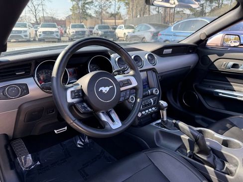 Used 2021 Ford Mustang Premium RWD image 8