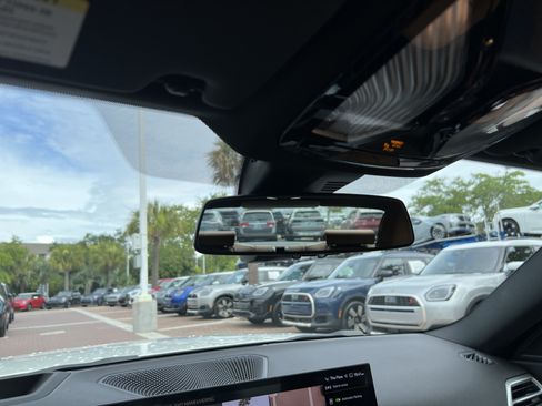Certified 2025 BMW 230i Coupe RWD image 27