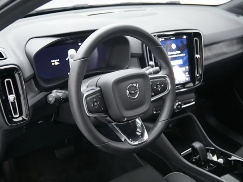 Certified 2023 Volvo C40 P8 Recharge Ultimate AWD/4WD image 13