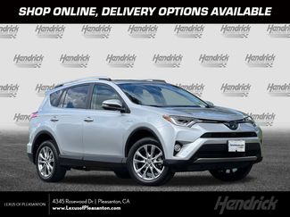 Used 2016 Toyota RAV4 Limited image 1
