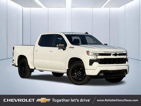 Used 2025 Chevrolet Silverado 1500 RST w/ Convenience Package II AWD/4WD image 1