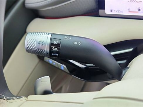 Used 2025 Genesis G80 2.5T Sport Prestige image 40