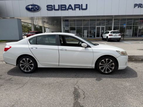 Used 2013 Honda Accord Sport image 2