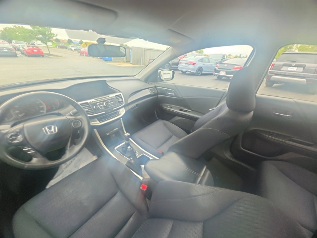 Used 2014 Honda Accord Sport image 27