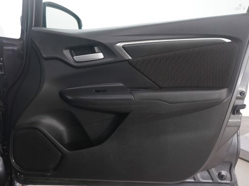 Used 2018 Honda Fit Sport image 11