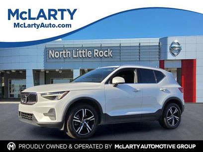 Used 2024 Volvo XC40 B5 Core