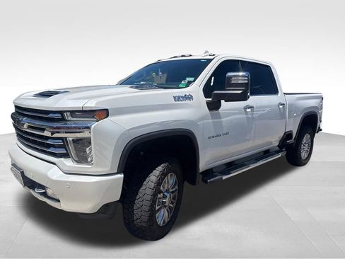 Used 2022 Chevrolet Silverado 2500 High Country w/ Z71 Off-Road Package AWD/4WD image 2