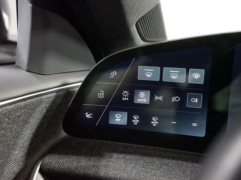 Used 2023 Lucid Air Pure image 30