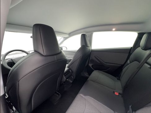 Used 2026 Tesla Model Y 2WD image 20