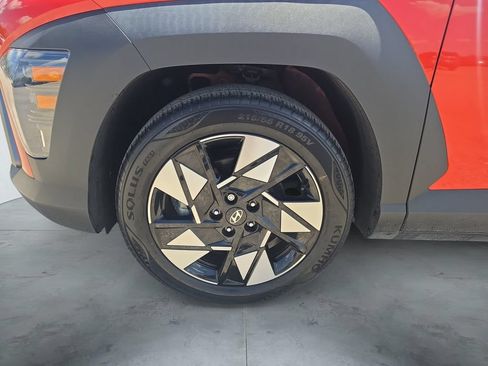 Used 2024 Hyundai Kona SEL FWD image 16