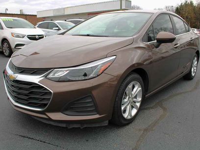Used 2019 Chevrolet Cruze LT w/ Convenience Package