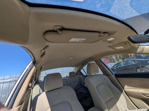Used 2007 MAZDA MAZDA3 i Touring FWD image 31