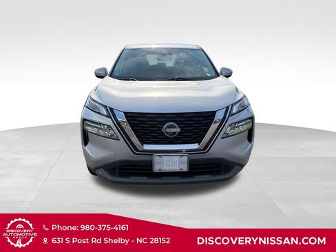 Certified 2023 Nissan Rogue SV FWD image 2