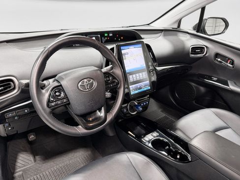 Used 2022 Toyota Prius Prime XLE FWD image 18