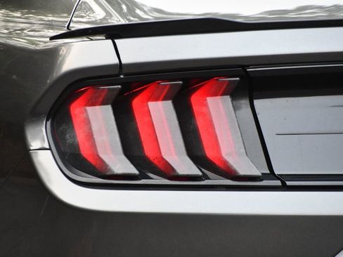 Used 2020 Ford Mustang GT w/ Equipment Group 301A image 6