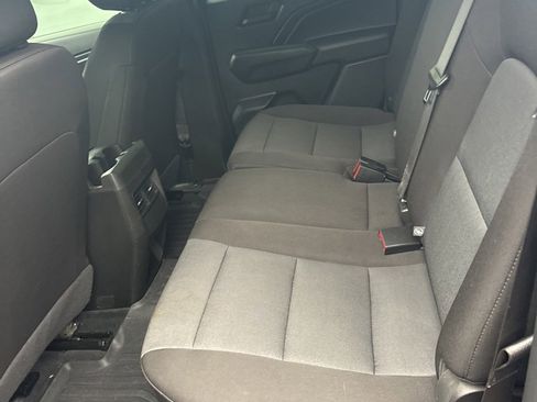 Used 2023 Chevrolet Colorado Trail Boss w/ Technology Package image 16