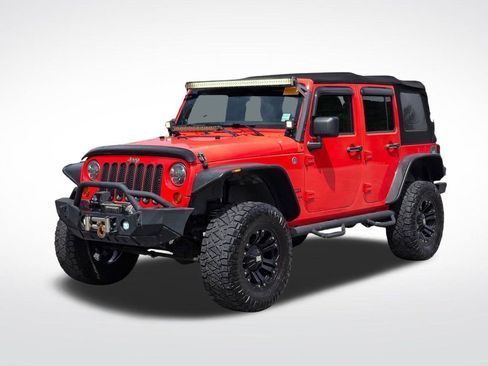 Used 2013 Jeep Wrangler Unlimited Sport AWD/4WD image 2