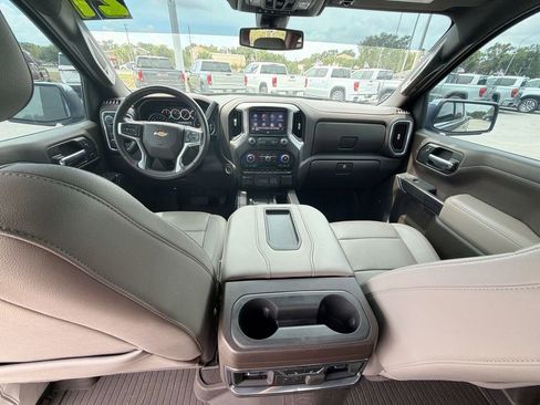 Used 2021 Chevrolet Silverado 1500 LTZ w/ LTZ Premium Package AWD/4WD image 11