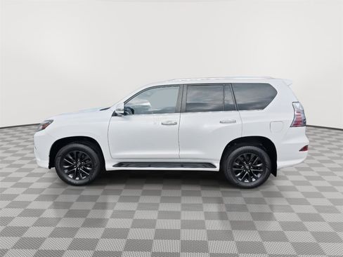 Used 2021 Lexus GX 460 Premium w/ Premium Package image 8