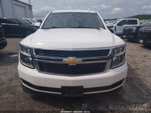 Used 2018 Chevrolet Tahoe LS w/ Skid Plate Package AWD/4WD image 4