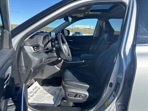 Certified 2022 Toyota Highlander XLE image 22