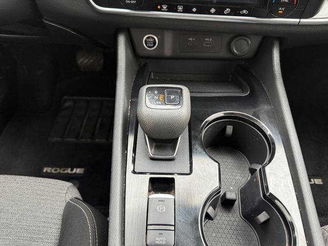 Used 2023 Nissan Rogue SV FWD image 19