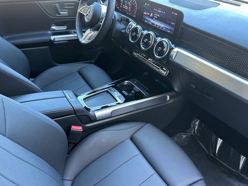 New 2026 Mercedes-Benz GLB 250 250 image 26