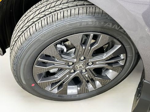 New 2026 Honda Odyssey Touring image 24