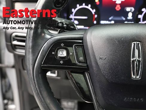 Used 2022 Lincoln Corsair AWD w/ Premium Package image 15