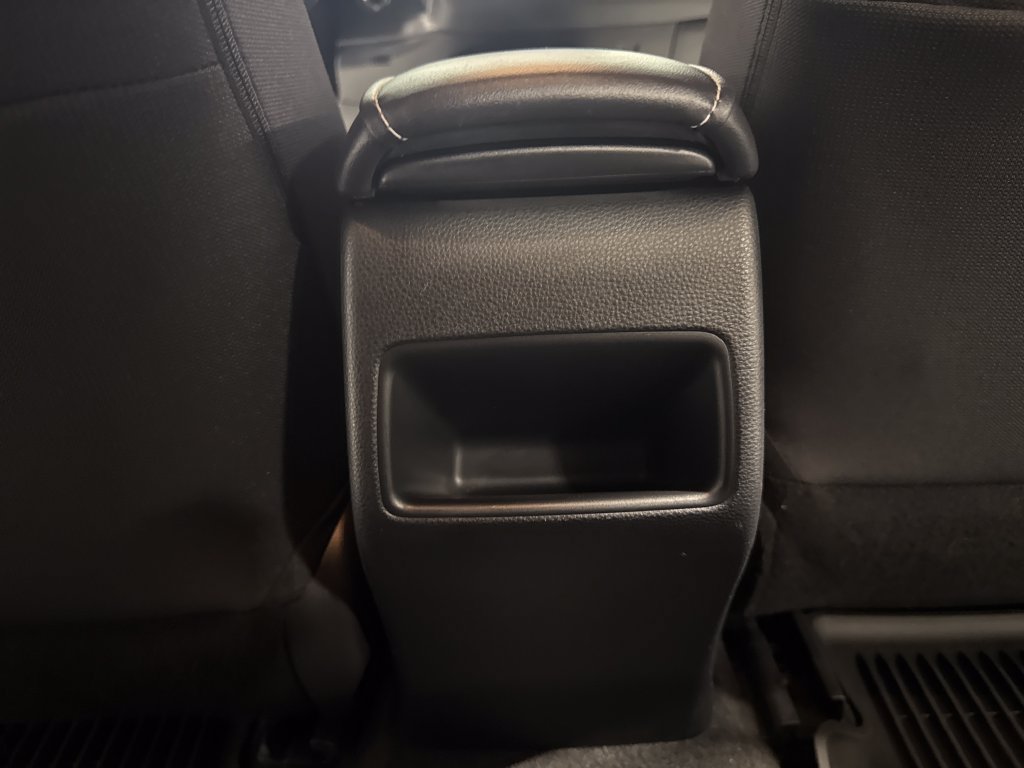 Used 2022 Toyota Corolla SE FWD image 37