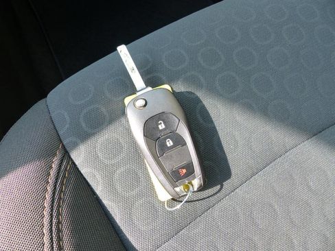 Used 2021 Chevrolet Trax LS w/ LPO, Protection Package image 30