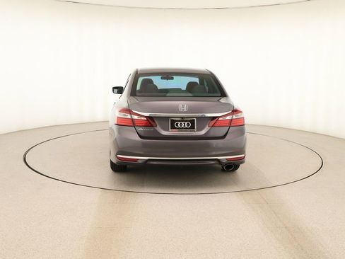 Used 2016 Honda Accord LX image 5