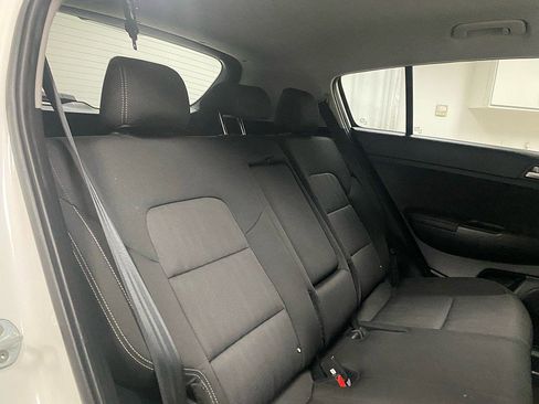 Used 2021 Kia Sportage LX image 14