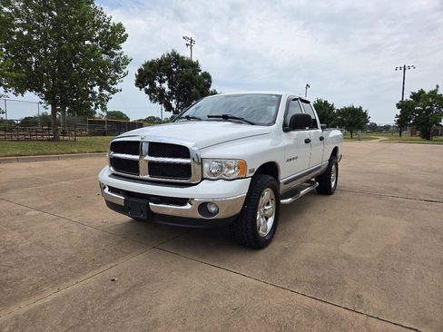 Used 2004 Dodge Ram 1500 Truck SLT w/ Quad Cab Big Horn Value Group AWD/4WD image 3
