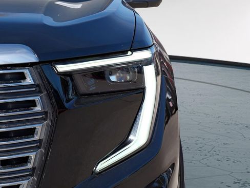 New 2026 GMC Acadia Denali w/ Super Cruise Package image 3