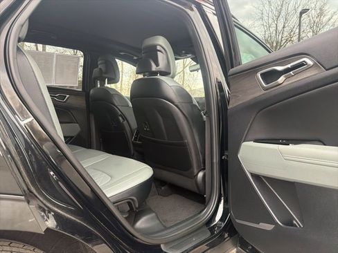 Certified 2023 Kia Sportage X-Line w/ X-Line Premium Package image 12