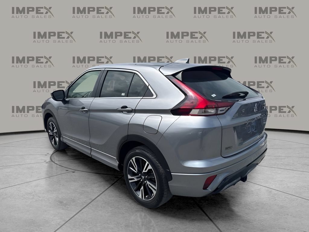 Used 2024 Mitsubishi Eclipse Cross SEL AWD/4WD image 2