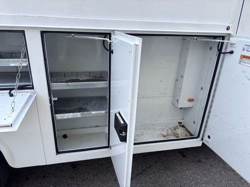 Used 2022 Ford Transit 350 DRW AWD w/ Interior Upgrade Package image 35