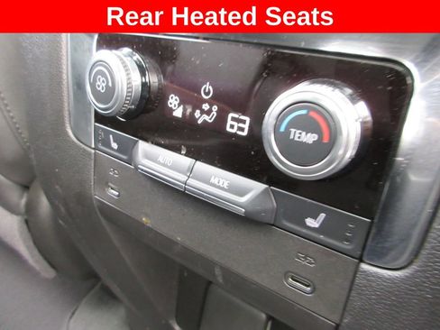 Used 2025 GMC Yukon AT4 w/ AT4 Premium Package AWD/4WD image 27
