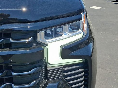 Certified 2023 Chevrolet Silverado 1500 LT Trail Boss w/ LT Trail Boss Premium Package AWD/4WD image 9