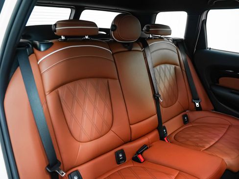 Used 2023 MINI Cooper Clubman John Cooper Works image 7