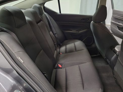 Used 2024 Nissan Altima 2.5 SV image 20