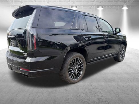 Used 2025 Cadillac Escalade Sport Platinum AWD/4WD image 5