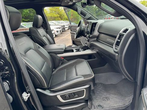 Used 2022 RAM 1500 Laramie AWD/4WD image 25
