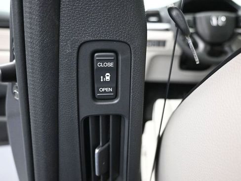 New 2026 Honda Odyssey Touring image 35