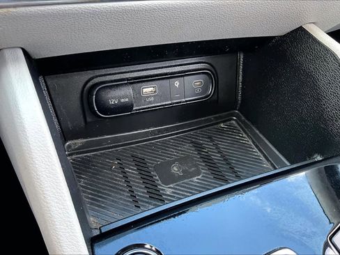 Used 2024 Kia Sportage EX image 30