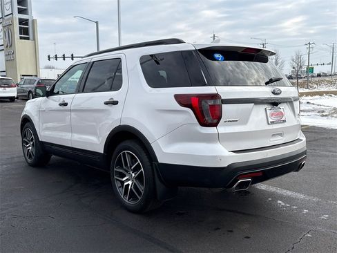 Used 2017 Ford Explorer Sport image 9