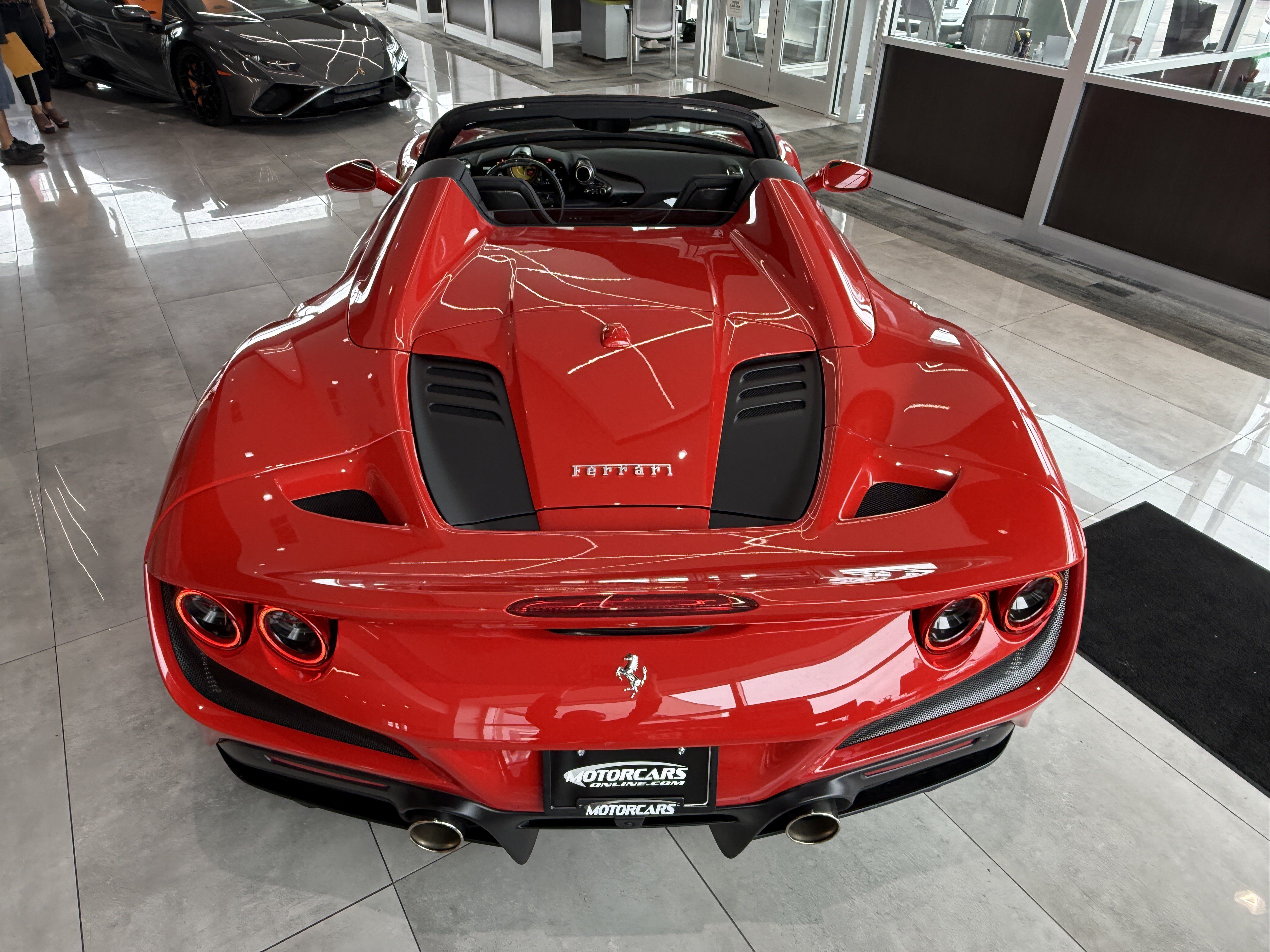 Used 2021 Ferrari F8 Tributo RWD image 11