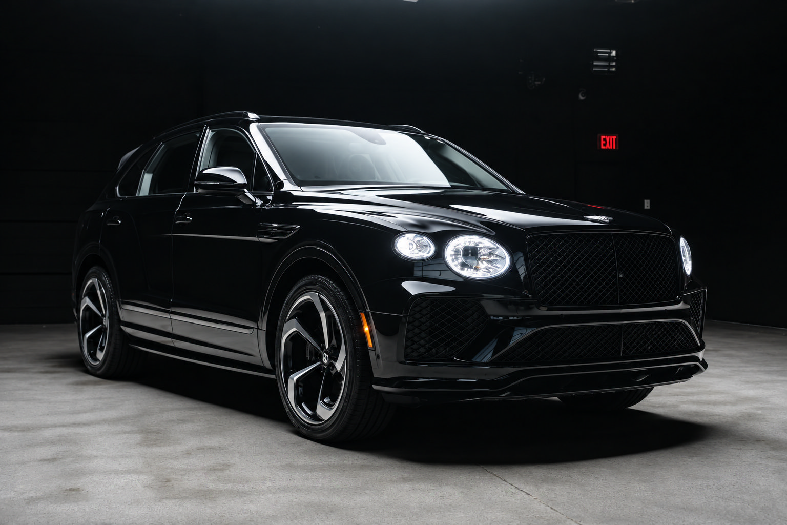 Used 2022 Bentley Bentayga AWD/4WD image 4